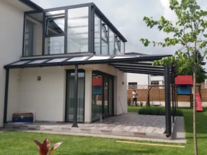 Terasz árnyékolás megoldásai - Caribi Télikert Kft.